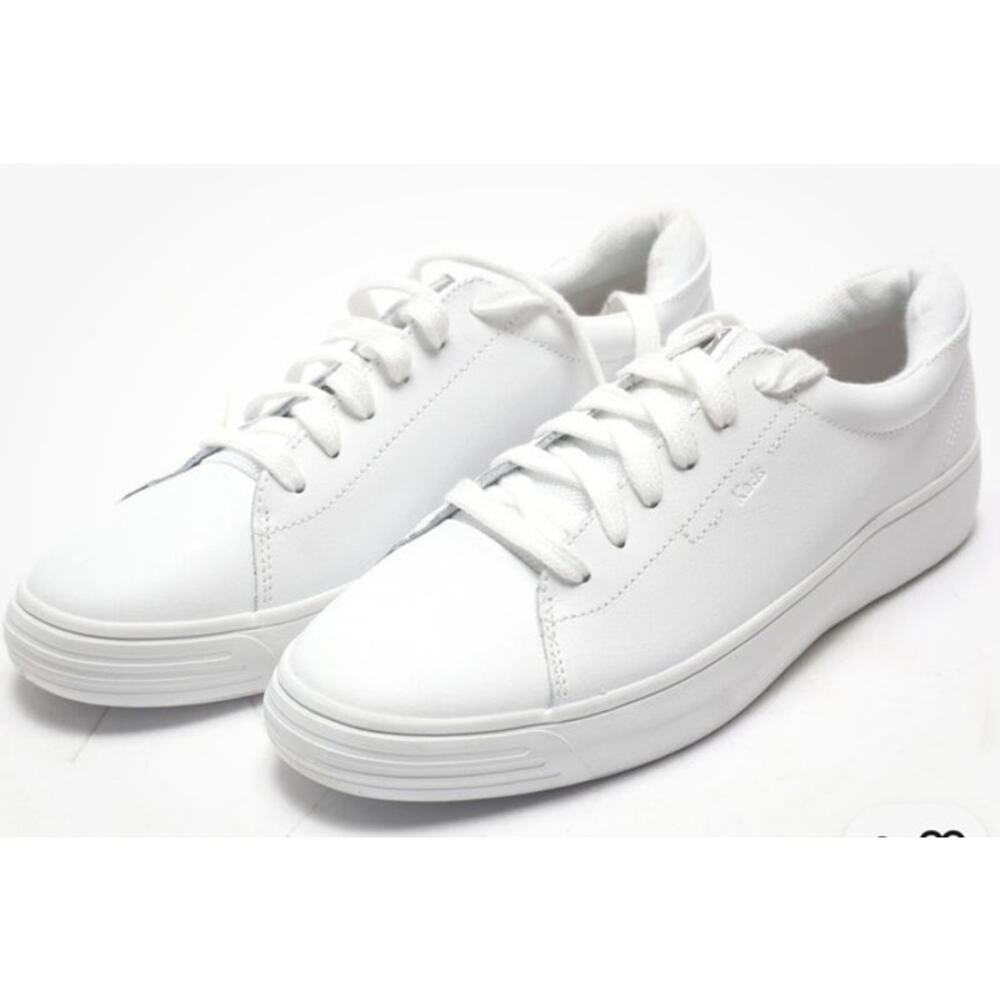 Keds Pursuit Women's Leather Lace Up Sneaker, White, 9